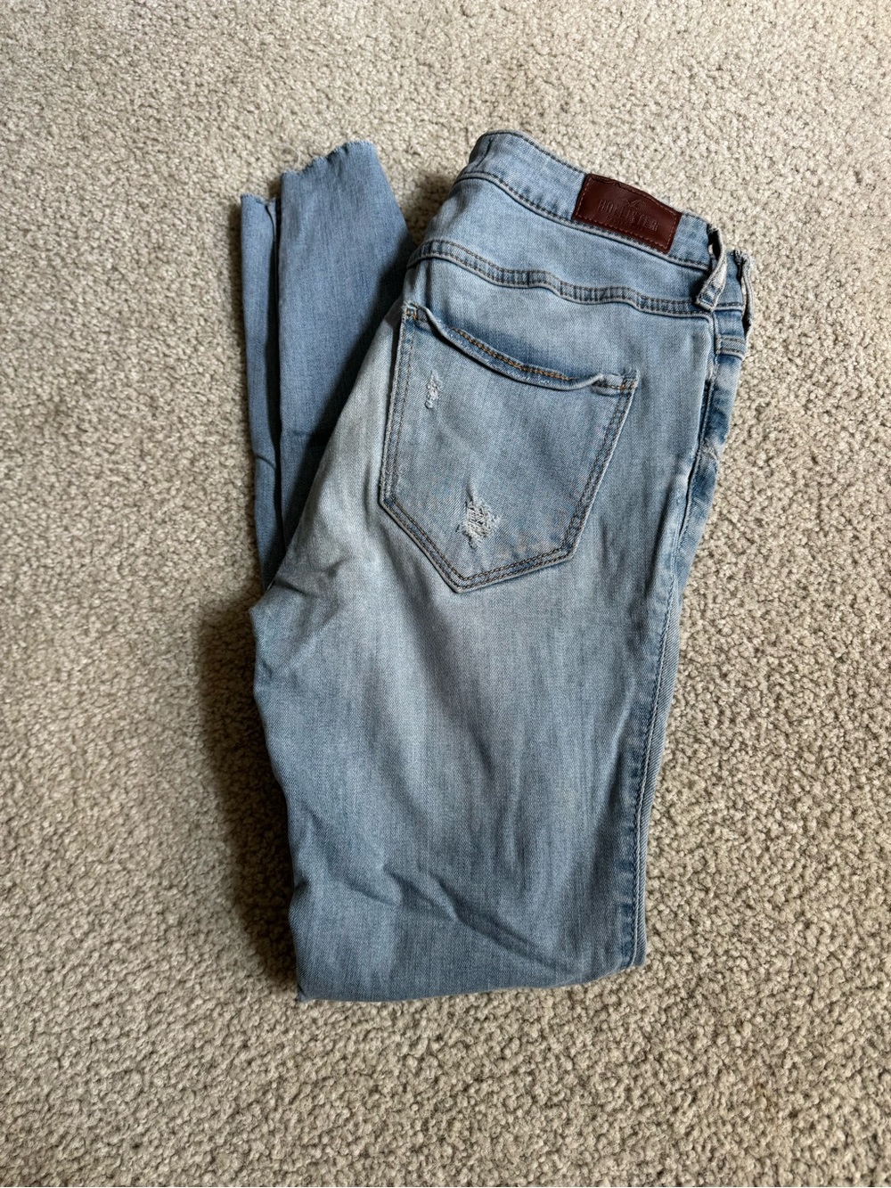 Hollister Light Wash Skinny Jeans denim distressed
